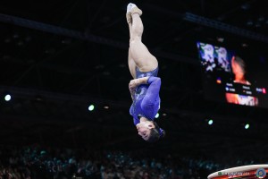 mix esposito manila ita sfe06367 copia simone ferraro ph